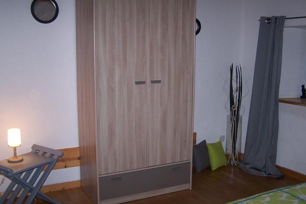 Salomony Chambre D'Hotes Marcols-les-Eaux Habitación foto